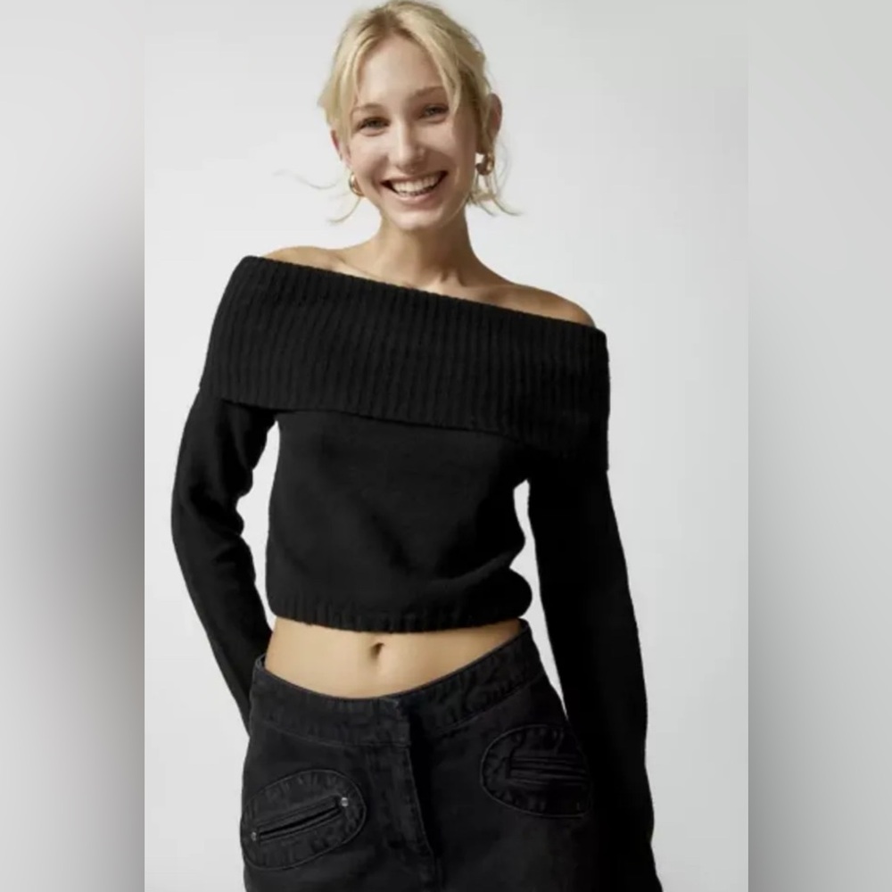 Silence + Noise Urban Outfitters Off-the-Shoulder Sweater (S)